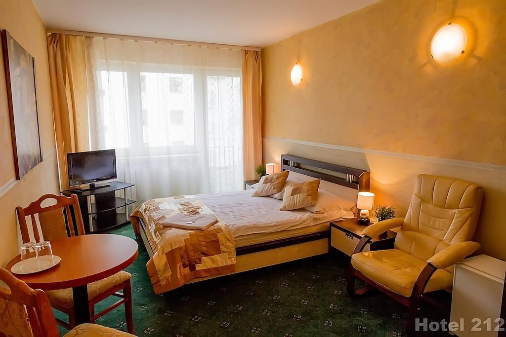 Hotel 212 Варшава Номер фото